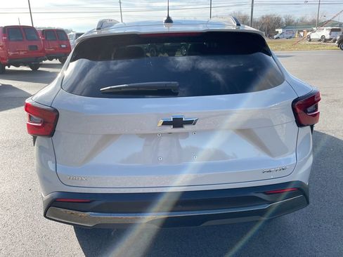 New 2026 Chevrolet Trax ACTIV w/ Sunroof Package image 8