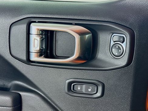 New 2025 Jeep Gladiator Mojave w/ Safety Group image 20