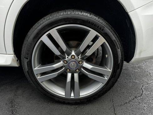 Used 2013 Mercedes-Benz GLK 350 4MATIC w/ Multimedia Pkg image 40