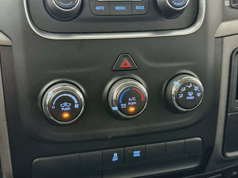 Used 2018 RAM 1500 Express w/ Express Value Package RWD image 15