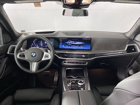 New 2026 BMW X7 xDrive40i w/ Executive Package image 25