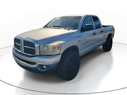 Used 2007 Dodge Ram 1500 Truck SLT w/ Sound & Secure Value Group image 3