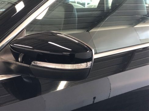 Used 2015 Volkswagen Passat 1.8T Limited Edition FWD image 20
