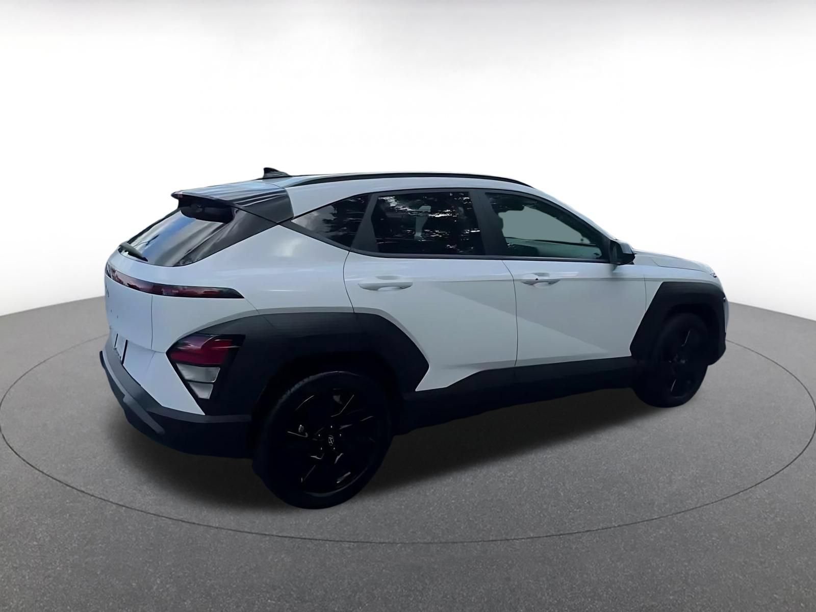 Used 2026 Hyundai Kona SEL Sport FWD image 14
