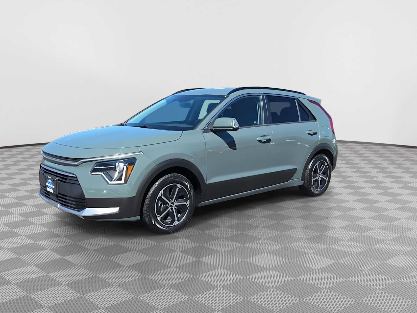 Used 2023 Kia Niro EX FWD image 4