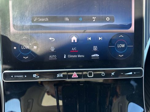 Used 2023 Mercedes-Benz GLC 300 4MATIC image 19