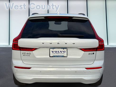 Certified 2022 Volvo XC60 B5 Momentum w/ Advanced Package image 6
