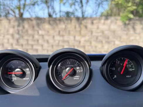 Used 2025 Nissan Z Performance w/ Floor Mat Package RWD image 20