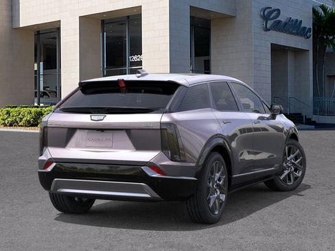 New 2026 Cadillac Optiq Luxury 1 w/ LPO, Floor Liner Package image 4