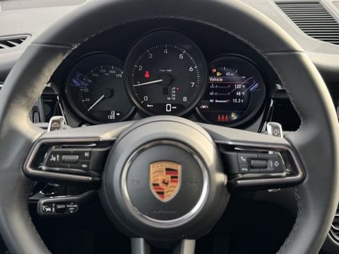 New 2026 Porsche Macan image 20