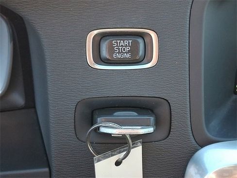 Used 2016 Volvo S60 T5 Premier w/ Protection Package image 23