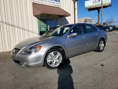 Used 2007 Acura RL image 2