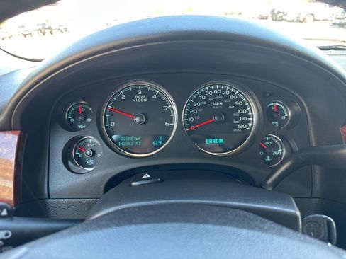 Certified 2011 Chevrolet Avalanche LT w/ Texas Edition RWD image 2