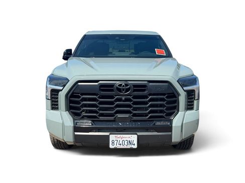 Used 2025 Toyota Tundra Limited w/ TRD Off-Road Package AWD/4WD image 15