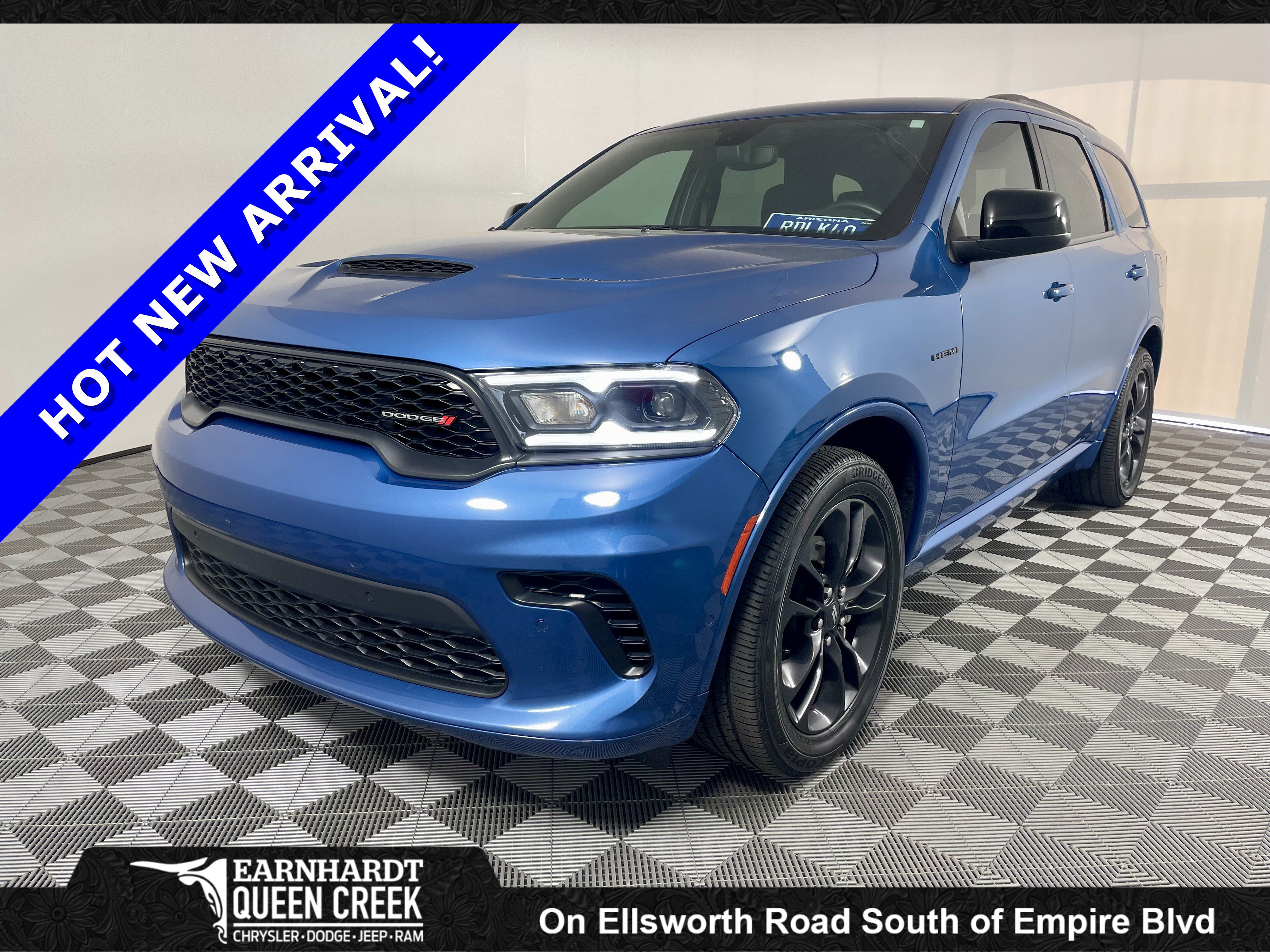 Certified 2023 Dodge Durango R/T w/ Blacktop Package AWD/4WD image 1