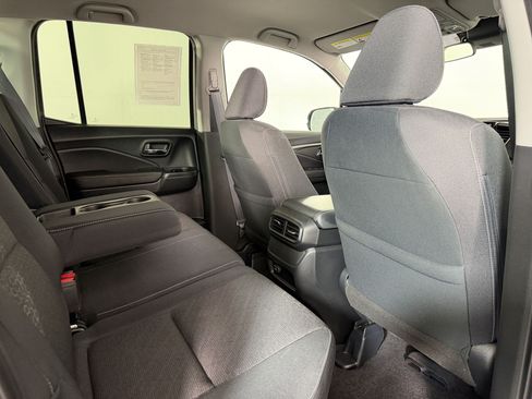 Used 2024 Honda Ridgeline Sport image 29