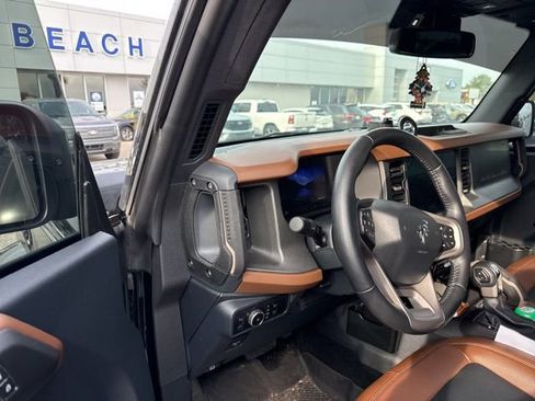 Used 2024 Ford Bronco Outer Banks image 11