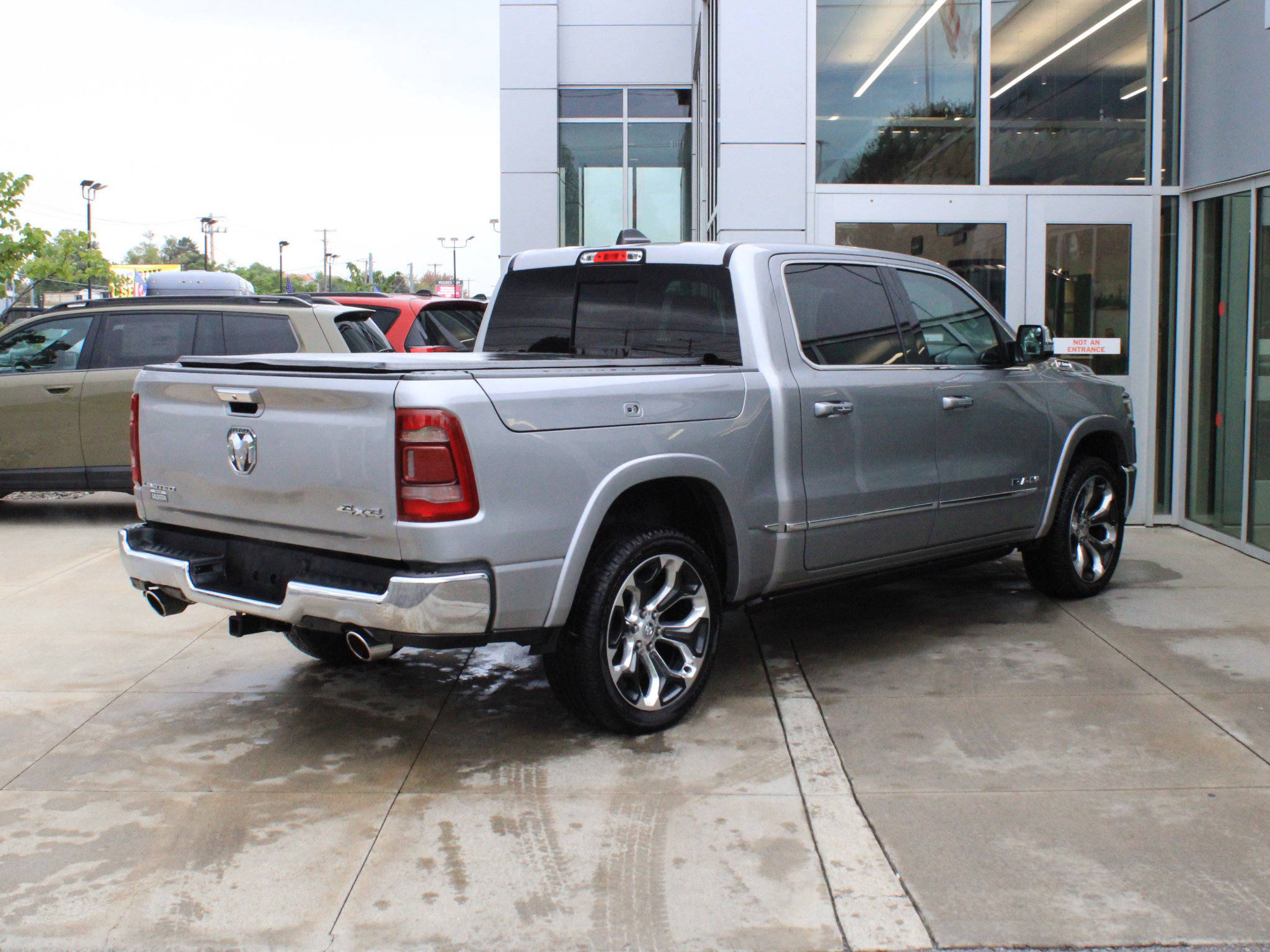 Used 2022 RAM 1500 Limited w/ Bed Utility Group AWD/4WD image 6