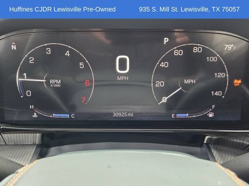 Used 2023 Jeep Grand Wagoneer L Series II w/ Premium Group II AWD/4WD image 20