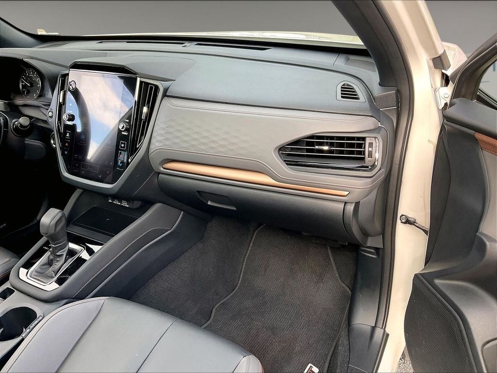 Used 2025 Subaru Forester Sport AWD/4WD image 12