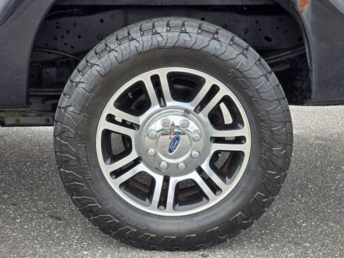 Used 2015 Ford F250 Platinum image 22