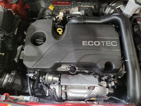 Used 2022 Chevrolet Equinox LT image 30