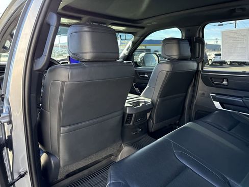 Used 2022 Toyota Tundra Platinum image 14