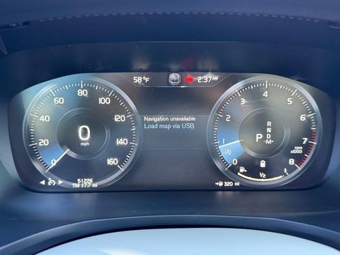 Certified 2022 Volvo S60 B5 Momentum image 21