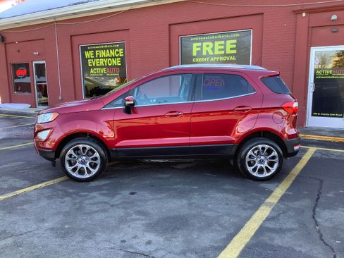 Used 2018 Ford EcoSport Titanium image 4