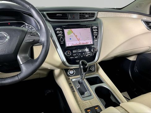 Certified 2020 Nissan Murano SL w/ Moonroof Package AWD/4WD image 9