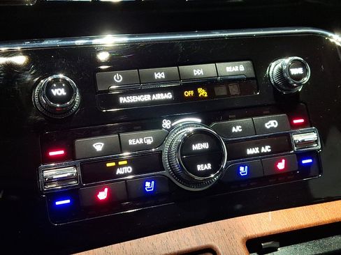 Used 2023 Lincoln Navigator L Black Label image 15