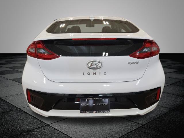 Used 2018 Hyundai Ioniq Limited FWD image 5