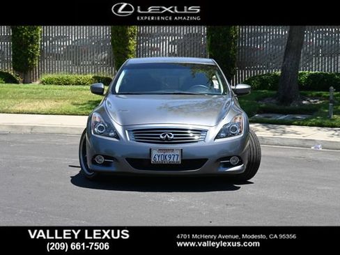 Used 2013 INFINITI G37 Journey w/ Premium Pkg RWD image 2