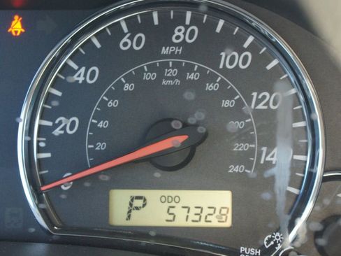 Used 2013 Toyota Corolla S image 4