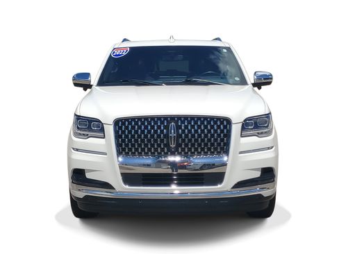 Used 2022 Lincoln Navigator Black Label AWD/4WD image 2