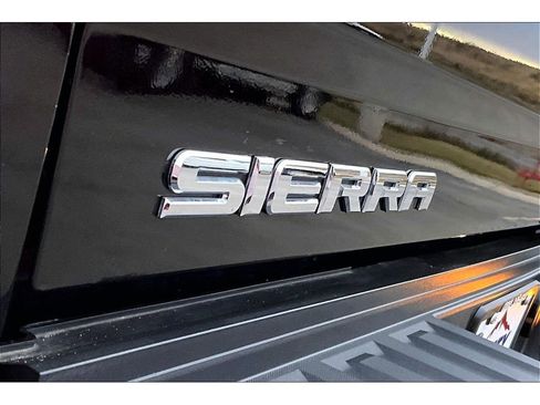 Used 2017 GMC Sierra 3500 Denali w/ Duramax Plus Package image 25