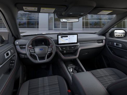 Used 2025 Ford Explorer ST-Line w/ Premium Package RWD image 6