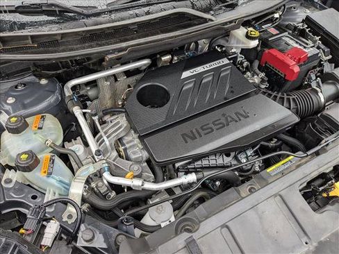 Used 2023 Nissan Rogue S image 23