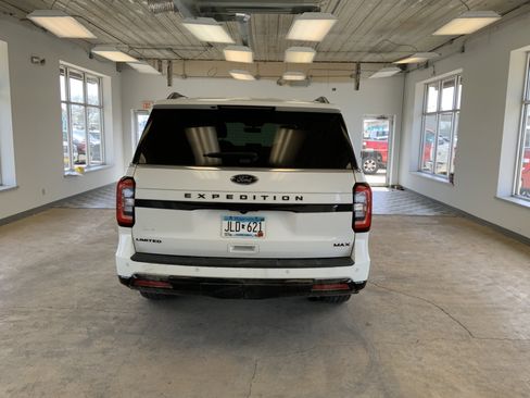 Used 2022 Ford Expedition Max Limited AWD/4WD image 9