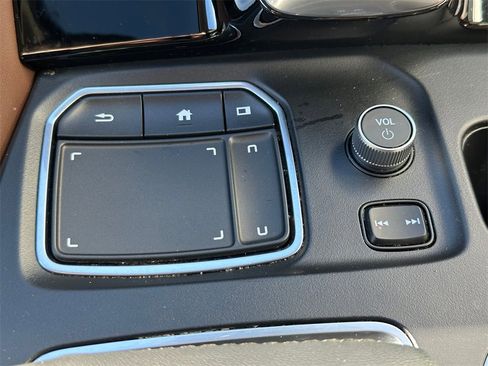 Used 2023 Acura MDX SH-AWD w/ Advance Package image 30