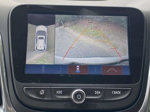 Used 2018 Chevrolet Equinox Premier FWD image 28