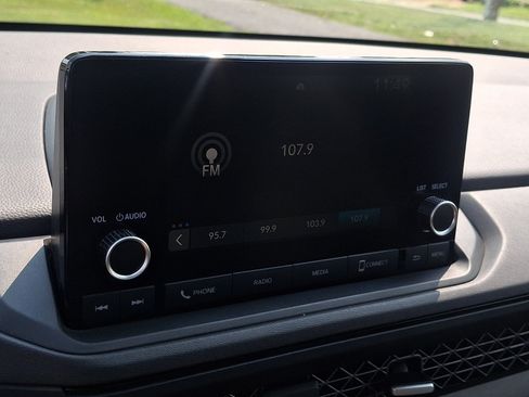 Used 2024 Honda Accord EX image 17