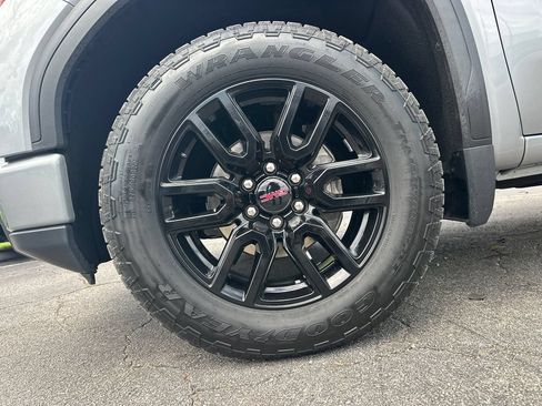 Used 2024 GMC Sierra 1500 Elevation AWD/4WD image 12