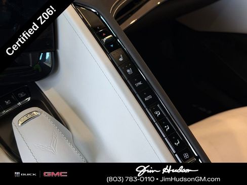 Used 2025 Chevrolet Corvette Z06 image 32