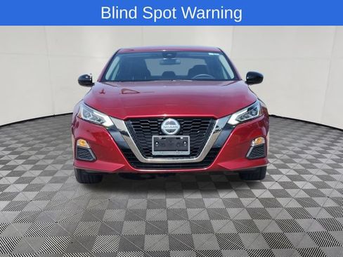 Used 2022 Nissan Altima 2.5 SR FWD image 2
