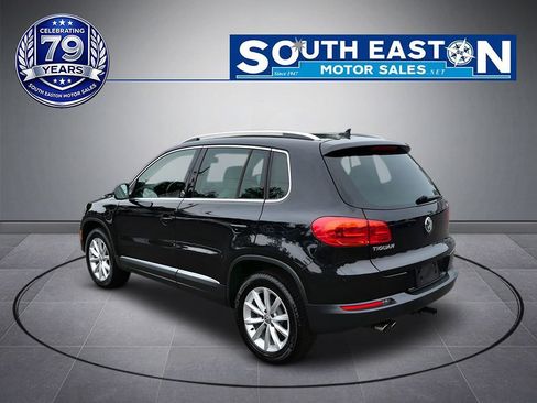Used 2017 Volkswagen Tiguan Wolfsburg Edition AWD/4WD image 5
