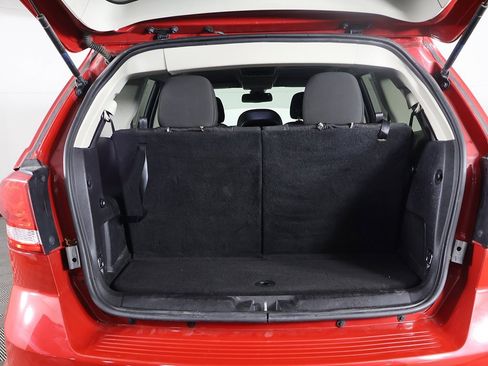 Used 2019 Dodge Journey SE image 15