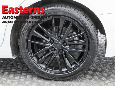 Used 2024 Toyota Camry SE image 34