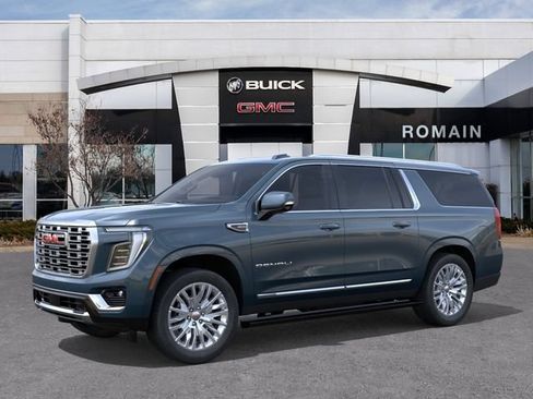 New 2026 GMC Yukon XL Denali w/ Sun & Power Step Package AWD/4WD image 2