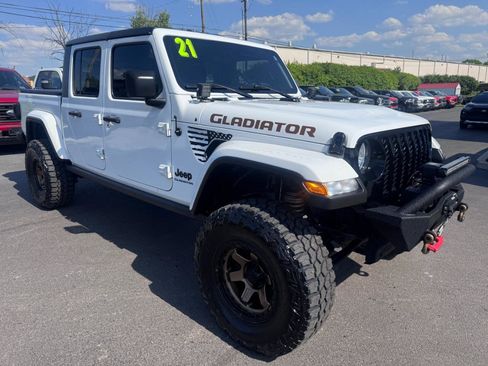 Used 2021 Jeep Gladiator Sport AWD/4WD image 1